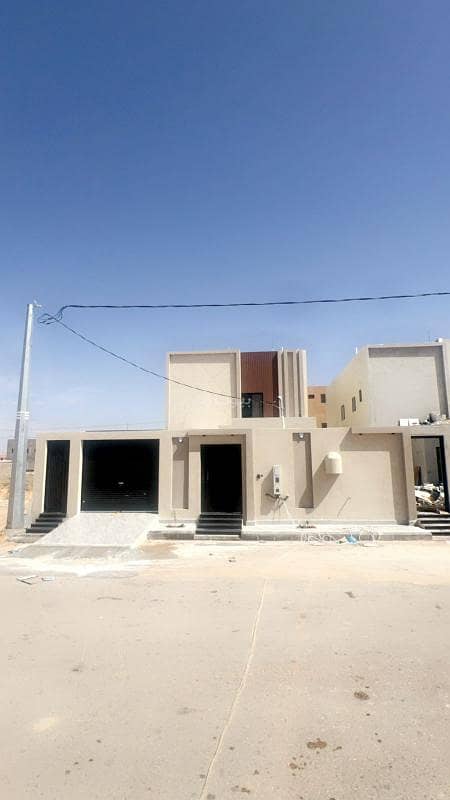 5 bedroom villa for sale in Al Qadisiyah, Al Bukayriyah