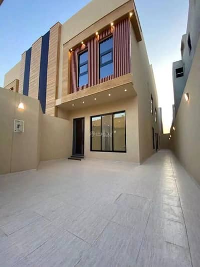 5 Bedroom Floor for Sale in Riyadh, Riyadh Region - 7 Rooms Floor For Sale in Al Shifa, Riyadh