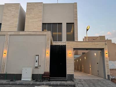 5 Bedroom Villa for Sale in Riyadh, Riyadh Region - Villa 250 meters internal staircase only in Al Munsiyah district