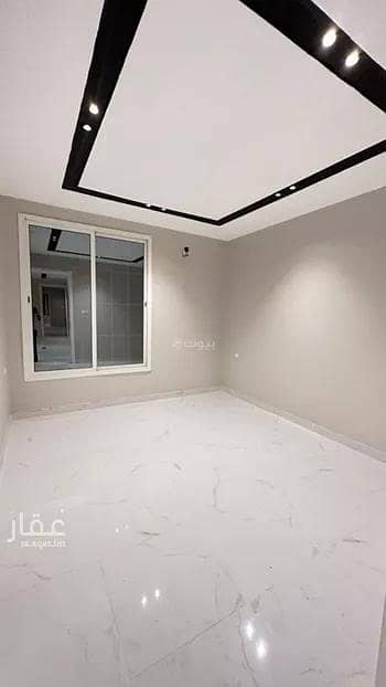 5 Bedroom Flat for Sale in Dammam, Eastern Region - Apartment for sale on Abu Dulf Al-Khazraji Street, Al Nur District, Dammam, Dammam