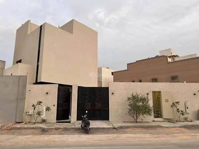 3 Bedroom Villa for Sale in Riyadh, Riyadh Region - 3 Rooms Villa For Sale on Al Qalaa Street, Riyadh