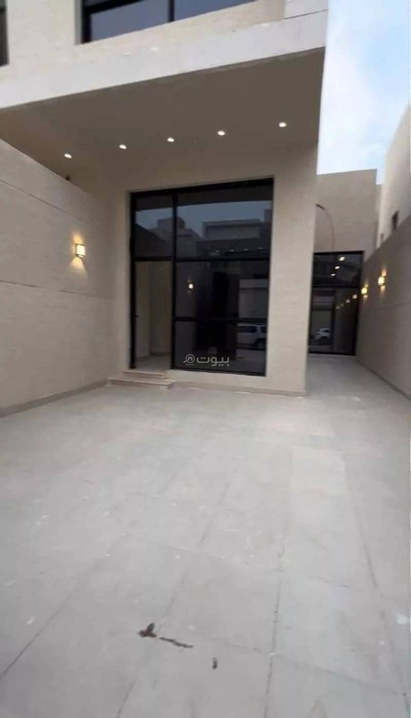 5 Rooms Floor for Sale on Street 15, Al Munsiyah, Riyadh