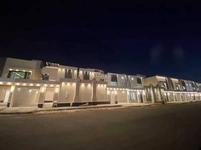 6 Bedroom Villa for Sale in Riyadh, Riyadh Region - 10 Room Villa For Sale on 20 Street, Riyadh