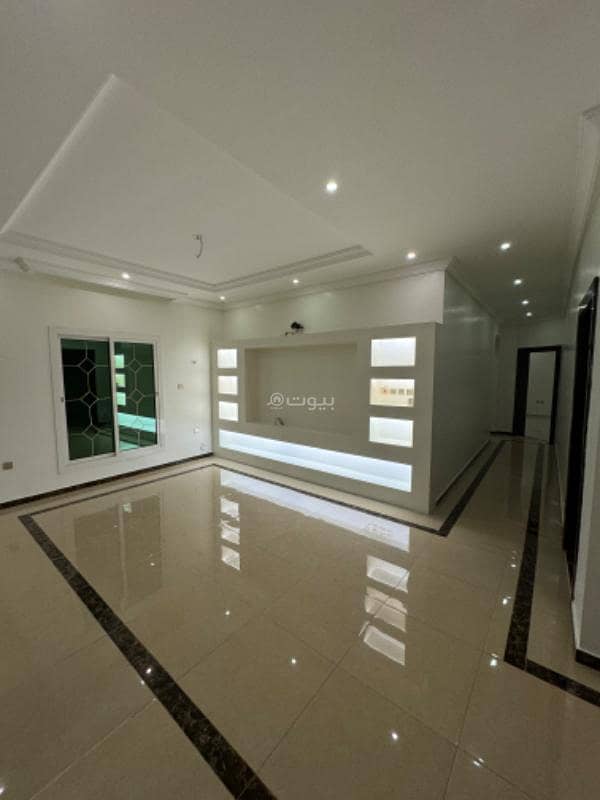 5 Room Apartment For Rent on Atlas Street, Jeddah