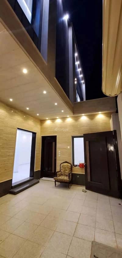 5 Bedroom Villa for Sale in Riyadh, Riyadh Region - 8 Rooms Villa For Sale in Al Khaleej, Riyadh