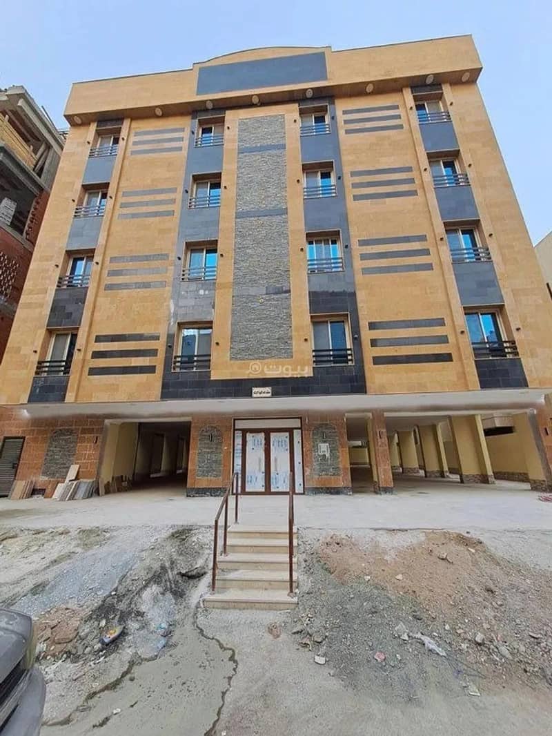 6-Room Apartment For Rent in Al-Nuzha, Jeddah