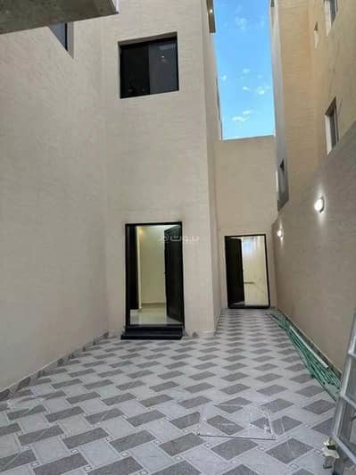 7 Bedroom Villa for Sale in Riyadh, Riyadh Region - 8-Room Villa For Sale in Al Mahdiyah, Riyadh