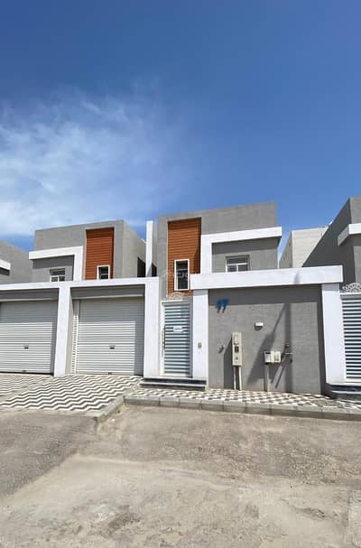 4 Bedroom Villa for Sale in Aldammam, Eastern - Villa in Aldammam，Al Sholah 4 bedrooms 1100000 SAR - 87567421