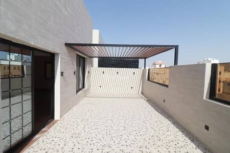 فلیٹ 4 غرف نوم للبيع في جدة، مكة المكرمة - ملحق روف 4 غرف للبيع في جده حي الروضة