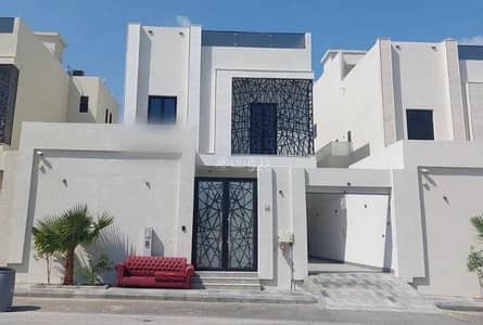 5 Bedroom Villa for Sale in Aldammam, Eastern - 5 Room Villa For Sale on Al Khobar - Salwa Al Sahli Street, Dammam