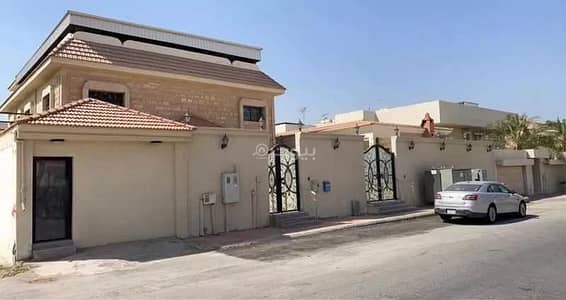 8 Bedroom Villa for Sale in Dammam, Eastern Region - Villa for sale in 3B Street, Al Jamiyin district, Dammam