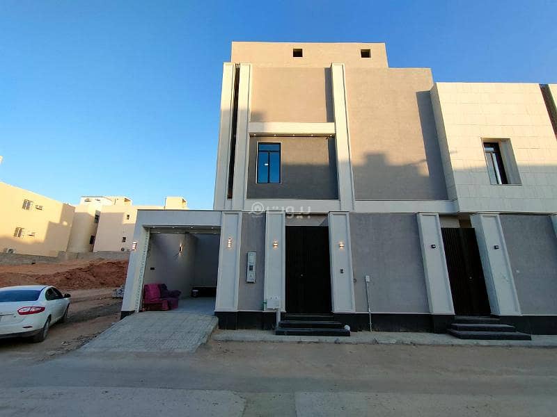 4 Bedrooms Apartment for Sale on Al Hasib Al Gharnati Street, Riyadh