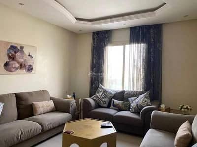 شقة 2 غرفة نوم للايجار في الرياض، منطقة الرياض - شقة 4 غرف للإيجار في شارع القادسية، الرياض