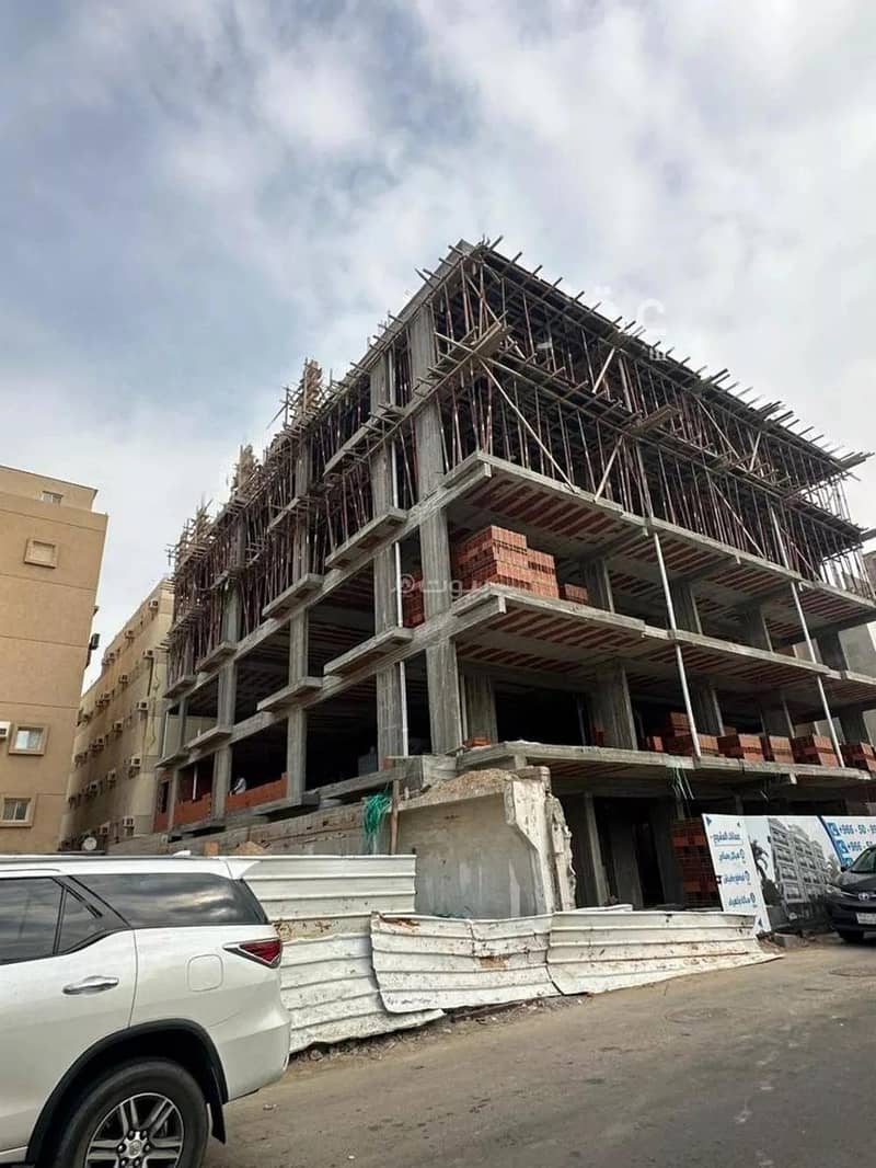 4 Room Apartment For Sale on Al Nuzhah Street, Jeddah