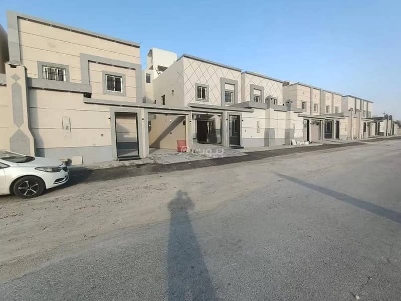 5 Rooms Villa For Sale on Deirab Road, Riyadh
