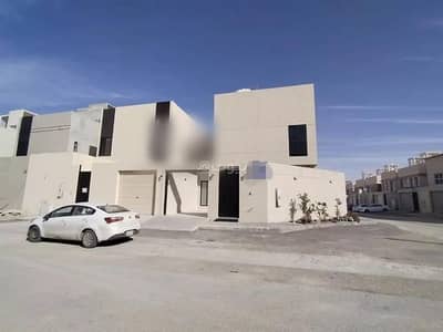 6 Bedroom Villa for Sale in Riyadh, Riyadh Region - 6-Room Villa For Sale on Al Bader Al Fayoumi Street, Riyadh