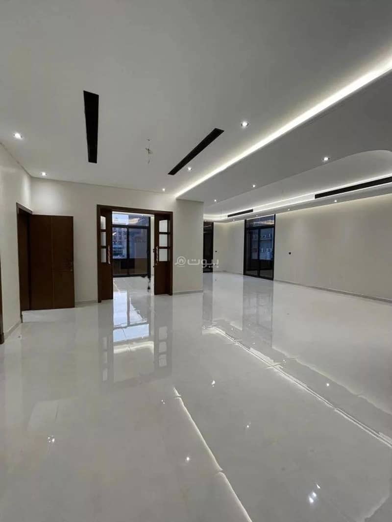 6-Room Apartment For Sale in Al Hamra, Jeddah