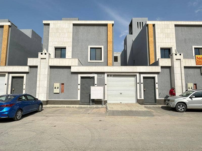 Villa with internal staircase and apartment for sale in Al-Bayan neighborhood