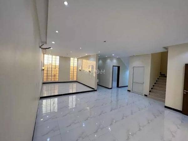 4 bedroom villa for sale on the entire Aqilah Street in Al Forousiya neighborhood, Jeddah