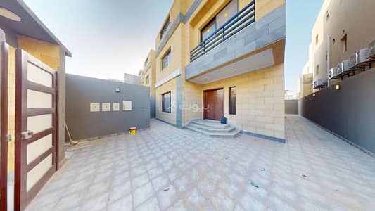 4 Bedroom Villa for Rent in Jeddah, Western Region - 4 Room Villa For Rent on Abi Almuzaffar Almubarak Street, Jeddah