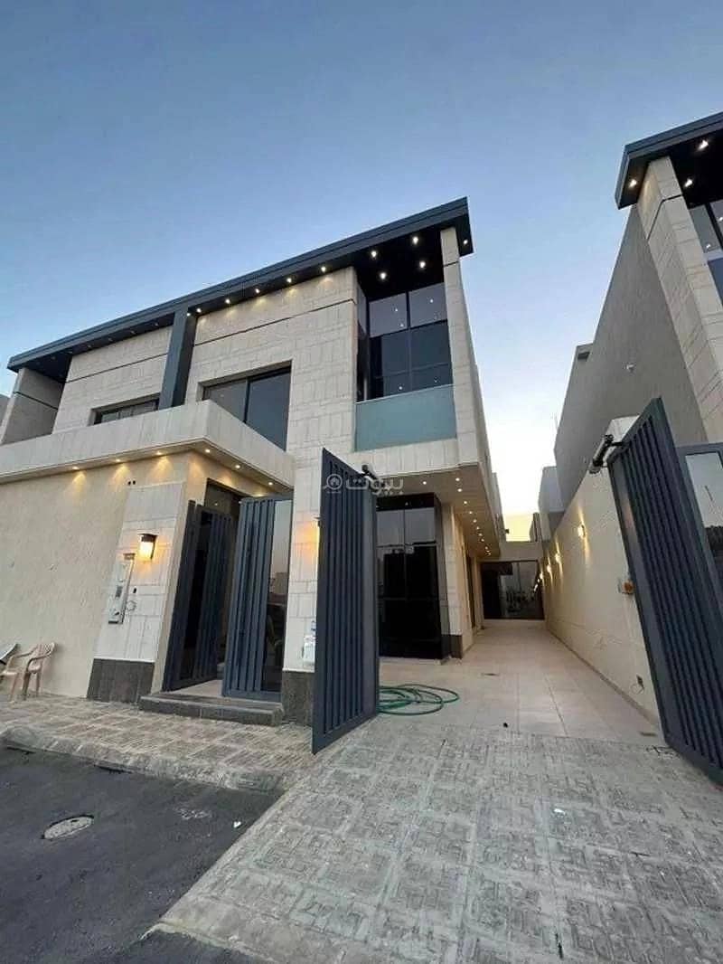 4-Room Villa For Sale in Al Munsiyah, Riyadh
