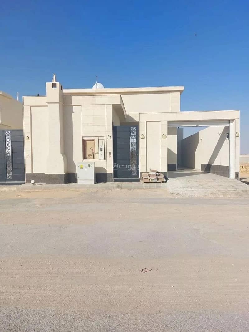 6 Room Villa For Sale in Badr District, Riyadh