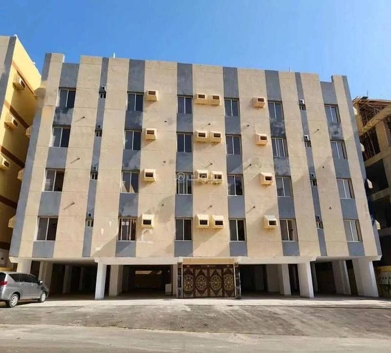 6-Rooms Apartment For Sale in Al Shifaa , Jeddah