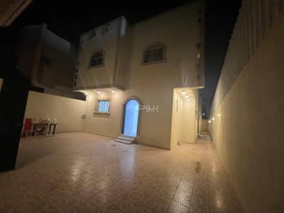 دور  للايجار في الرياض، منطقة الرياض - دور 5 غرف نوم للإيجار في الدار البيضاء، الرياض
