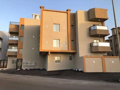 5 Bedroom Apartment for Sale in Dammam, Eastern Region - Apartment For Sale, Street 7, Al-Dammam