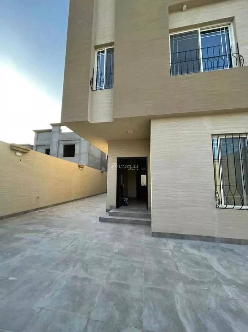 6 Rooms Villa For Sale in Al Urobah, Al-Dammam