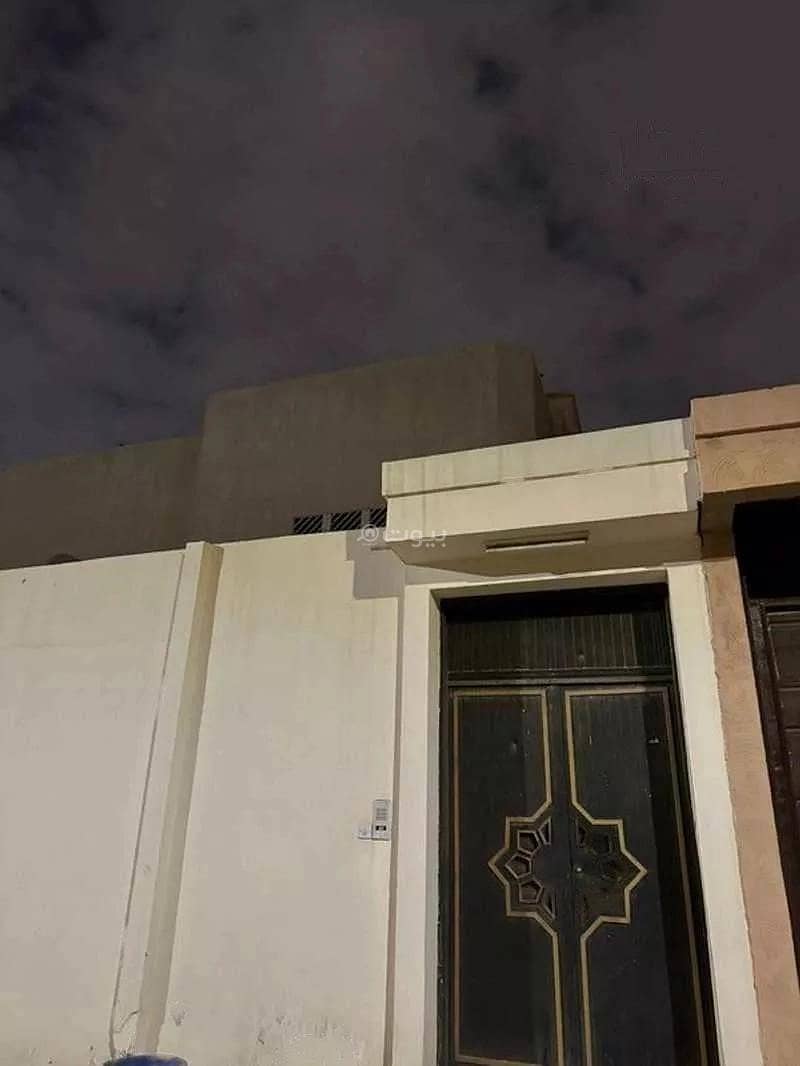 10 Rooms House for Rent, Saad Al Andalusi Street, Riyadh