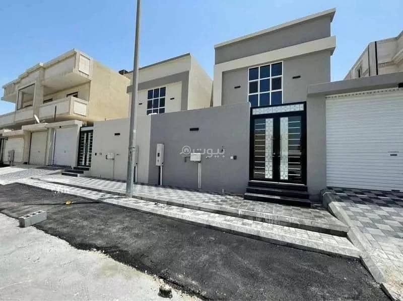 7 Room Villa for Sale in 
Al Shati Al Gharbi, Dammam