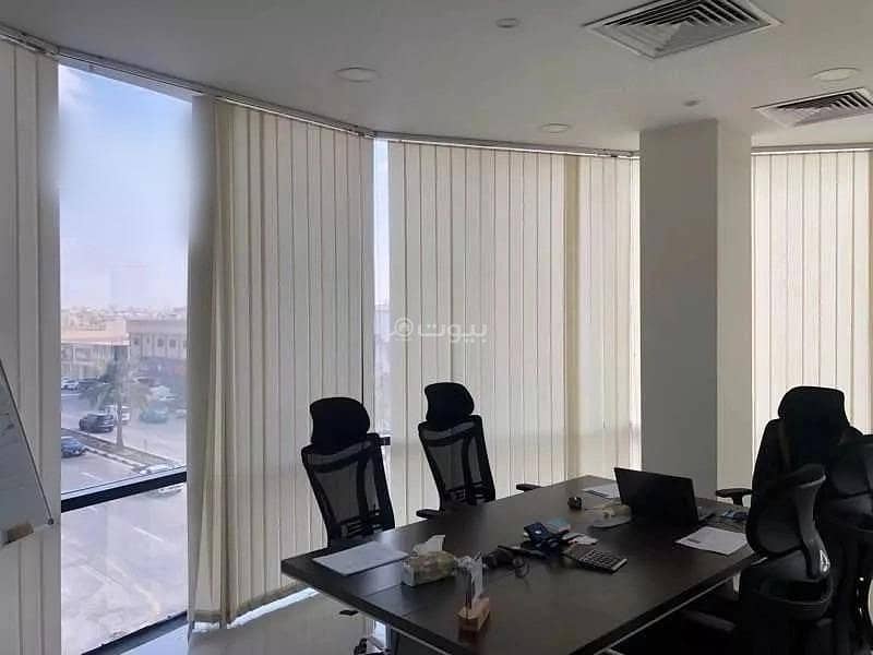 3 Rooms Office for Rent on King Abdulaziz Street, Al-Dammam