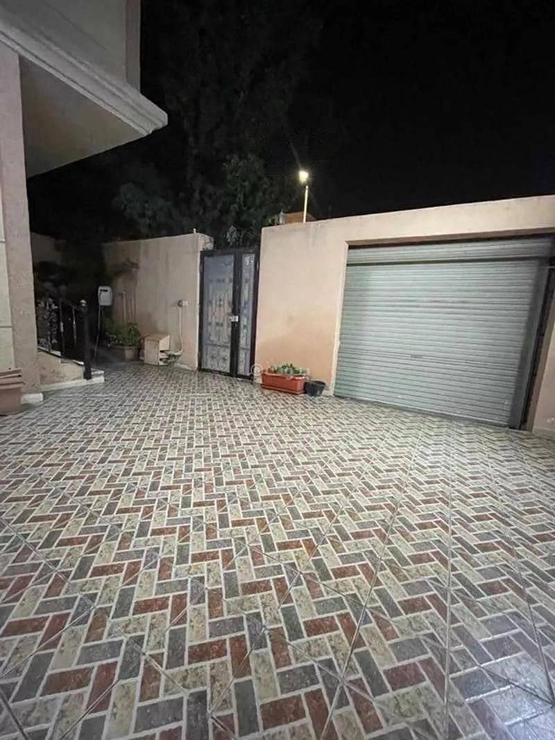 4 Rooms Villa For Sale in Al Safa, Al Dammam