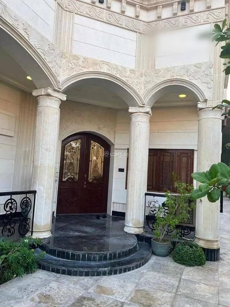 5 Room Villa For Sale in Al-Dammam, Western Beach District