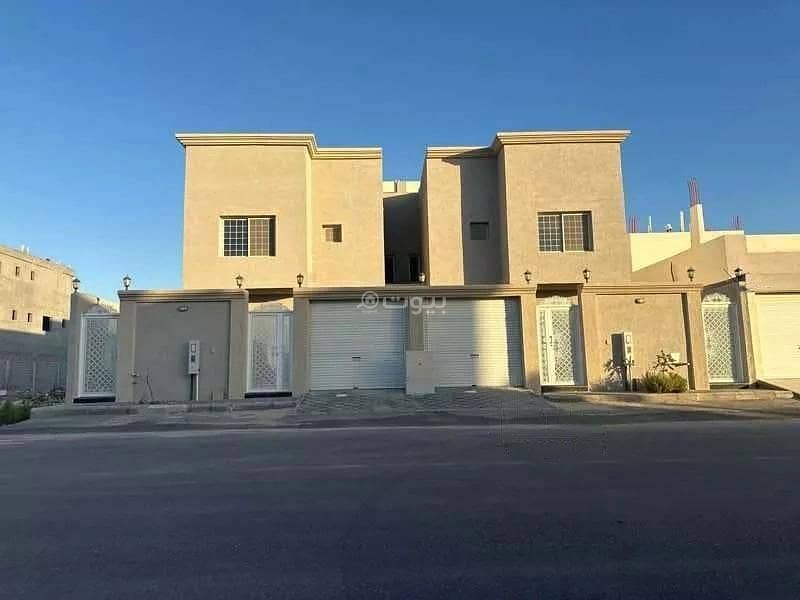 7 Rooms Villa For Sale, Salwa Al Sahili Road, Dammam