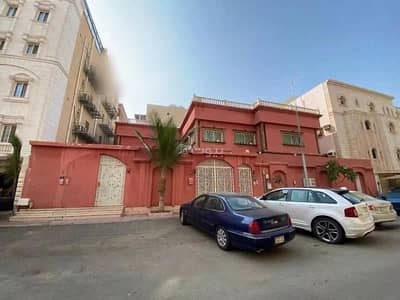 15 Bedroom Villa for Sale in Jeddah, Western Region - 15 Rooms Villa For Sale on Maki Bin Awf Street, Jeddah
