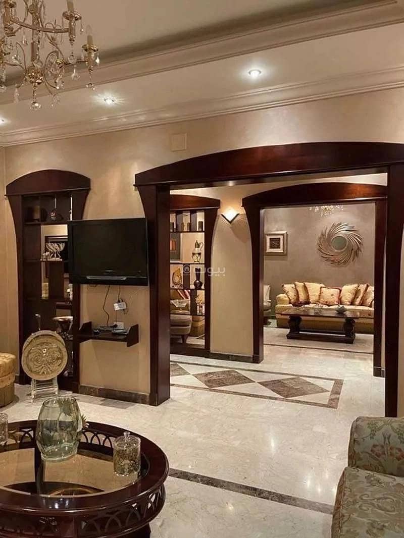 Villa For Sale on Safiyah Bint AbdulMuttalib Street in Al Muhammadiyah, Jeddah