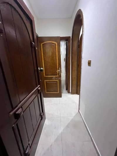 2 Bedroom Apartment for Sale in Jeddah, Western Region - 4-Room Apartment For Sale on Mohammed Bin Hanbal Street, Jeddah