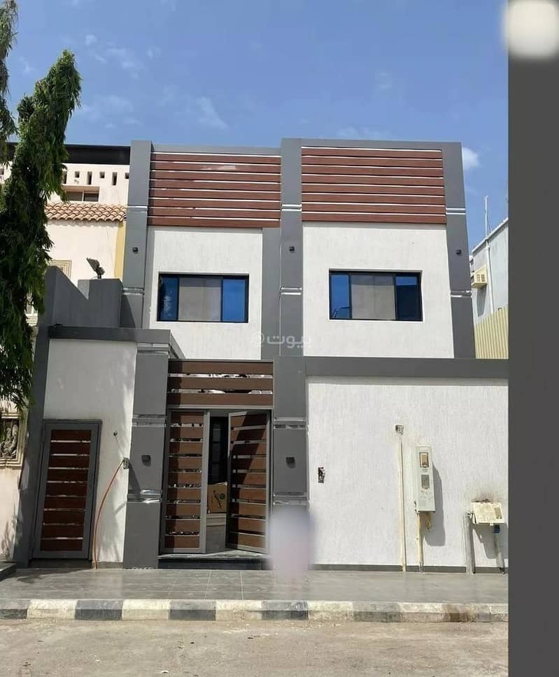 10 Room Villa For Sale - Osama Bin Mohannd Street, Jeddah