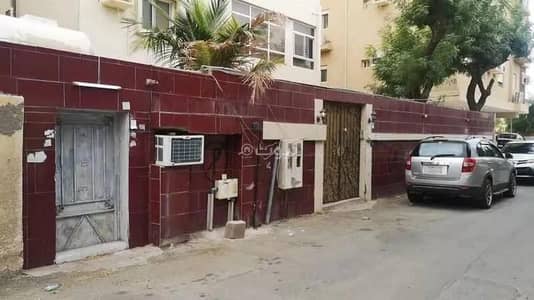 11 Bedroom Villa for Sale in Jeddah, Western Region - 13 Rooms Villa For Sale on Salim Bin Harith Street, Al Sharafeyah, Jeddah