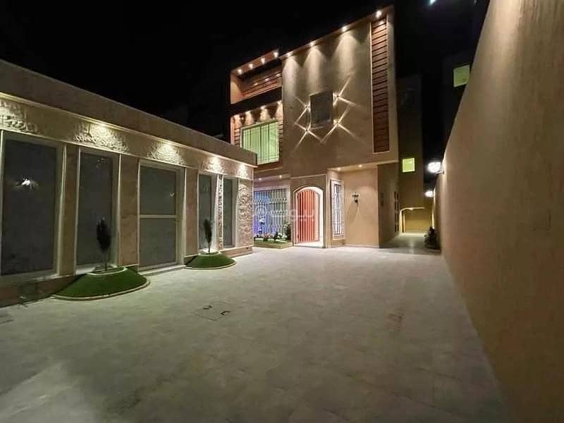 8 Rooms Villa For Sale, 20 Street, Riyadh
