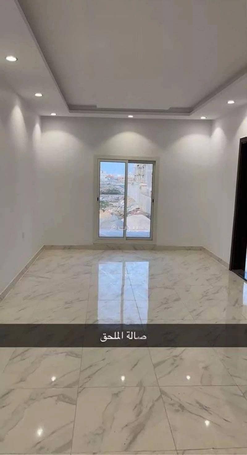 8 Rooms Villa For Sale, 32 Street, Jeddah
