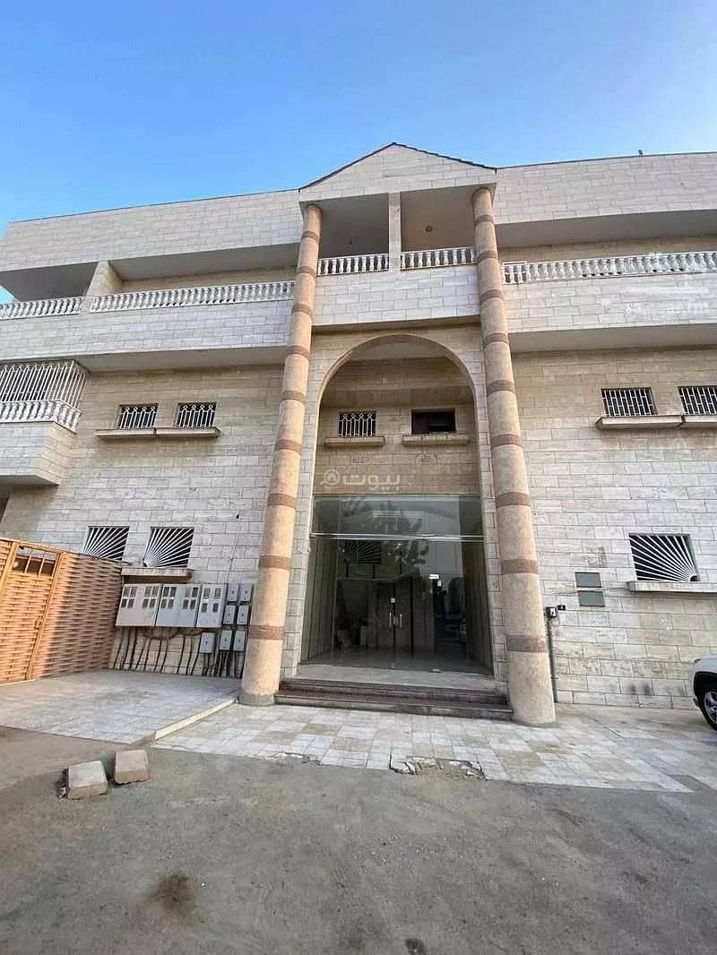 6-Room Apartment For Rent in An Nuzhah, Jeddah