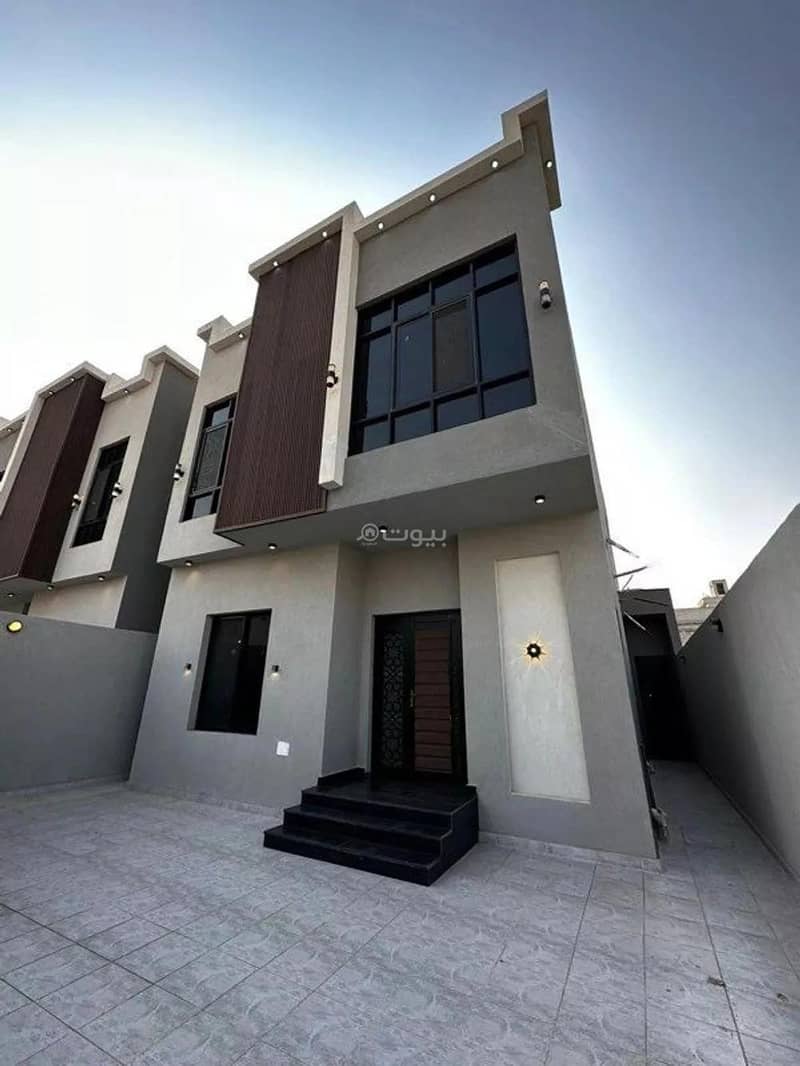8-Room Villa For Sale 16 Street, Jeddah