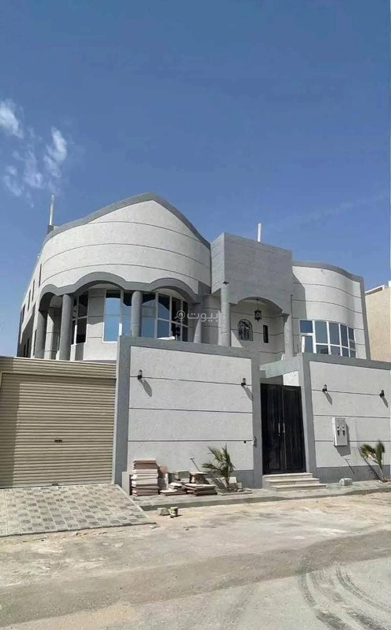 7 Rooms Villa For Sale, Al Mahdiya, Riyadh