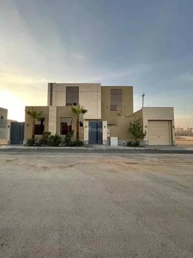 7 Bedroom Villa for Sale in Riyadh, Riyadh Region - 8-Room Villa For Sale in Al Mahdiyah, Riyadh