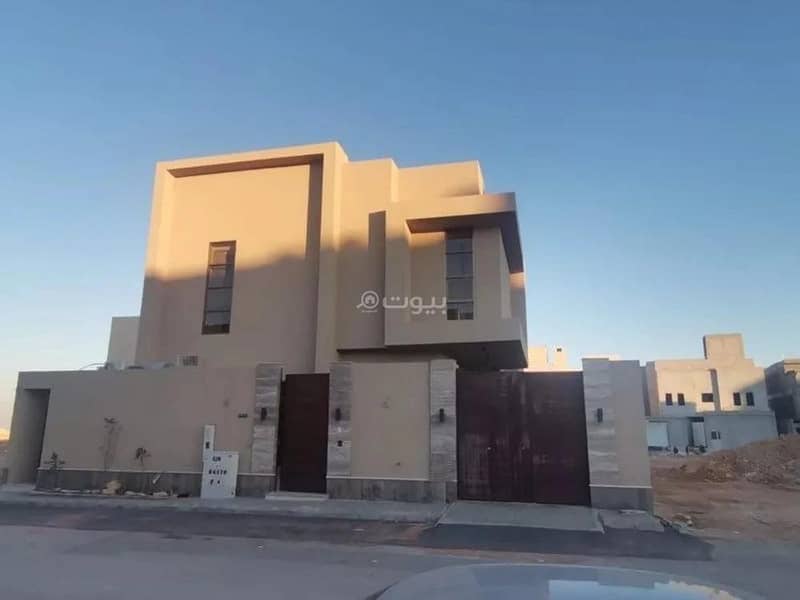 7 Rooms Villa For Sale in Al Riyadh