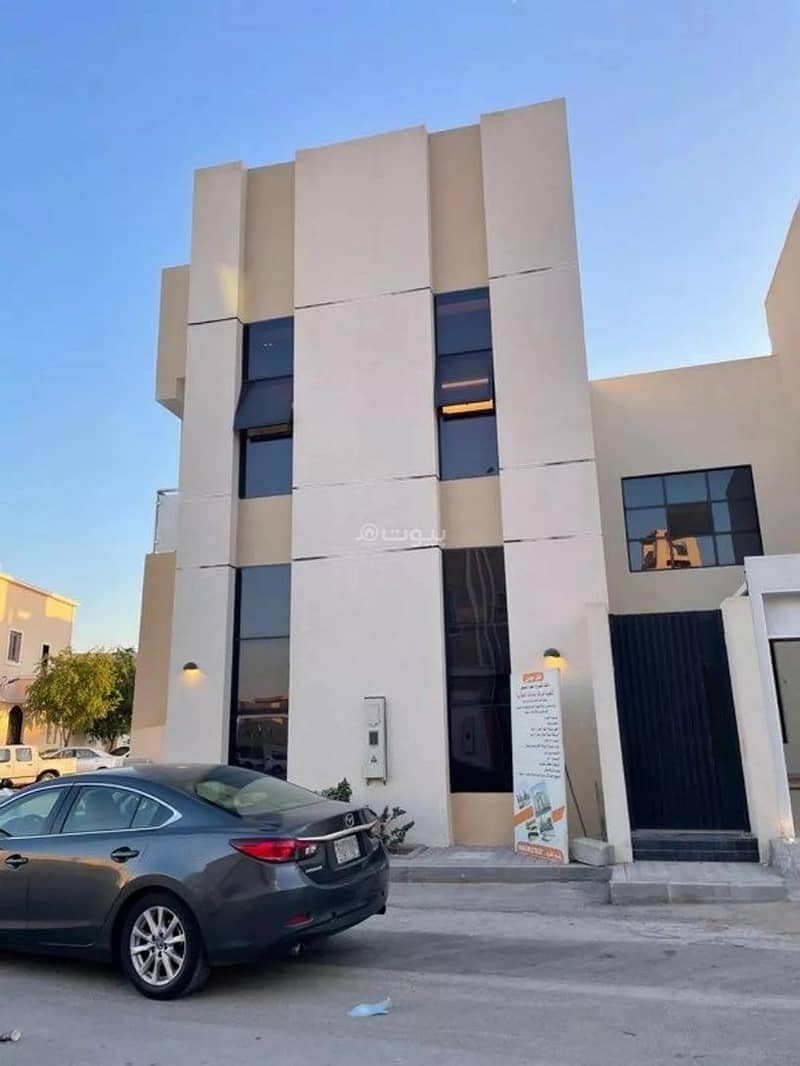 5 Bedrooms Villa For Sale - 20 Street, Al-Muhdiyah, Riyadh