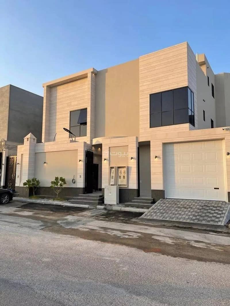 7 Rooms Villa For Sale in Al Mahdiyah, Riyadh